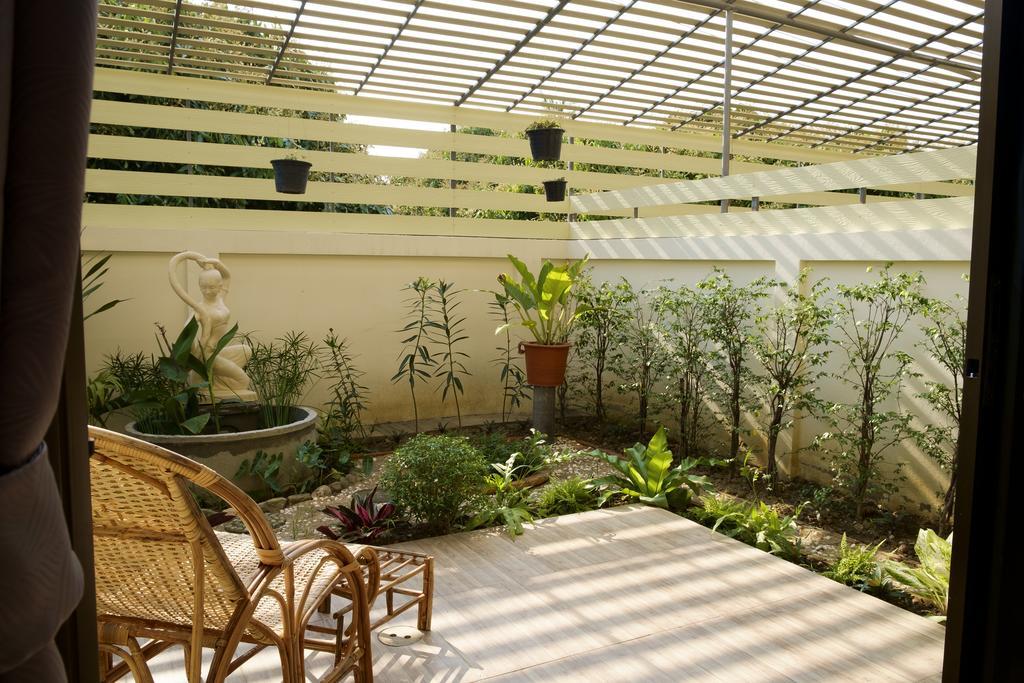 Relax Garden House Hotel Chiang Mai Exterior foto