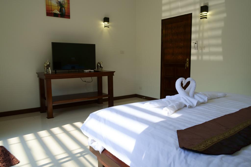 Relax Garden House Hotel Chiang Mai Exterior foto