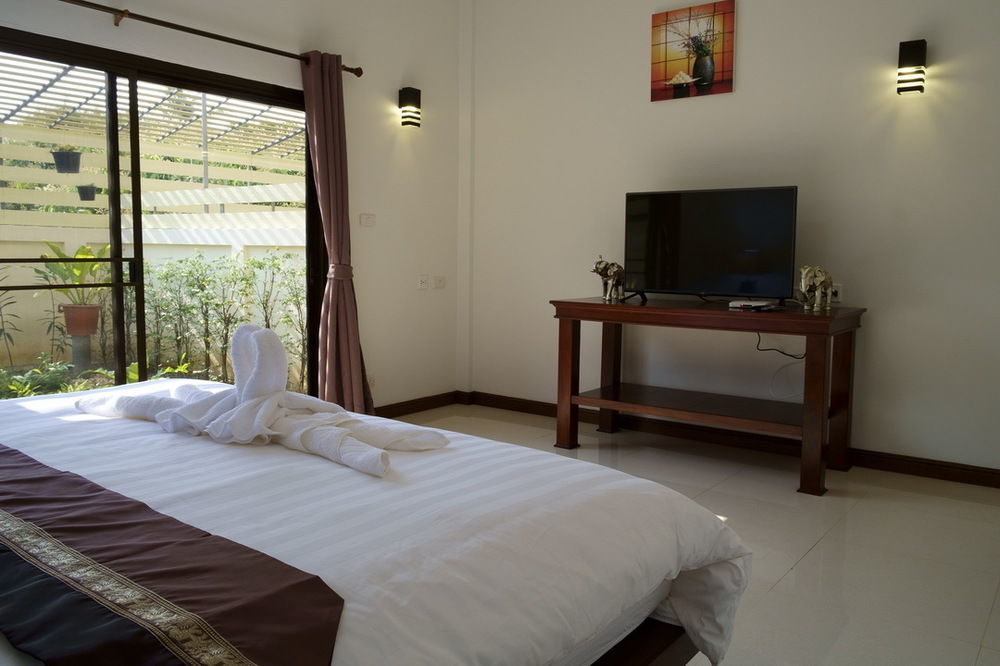 Relax Garden House Hotel Chiang Mai Exterior foto