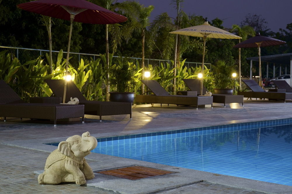Relax Garden House Hotel Chiang Mai Exterior foto