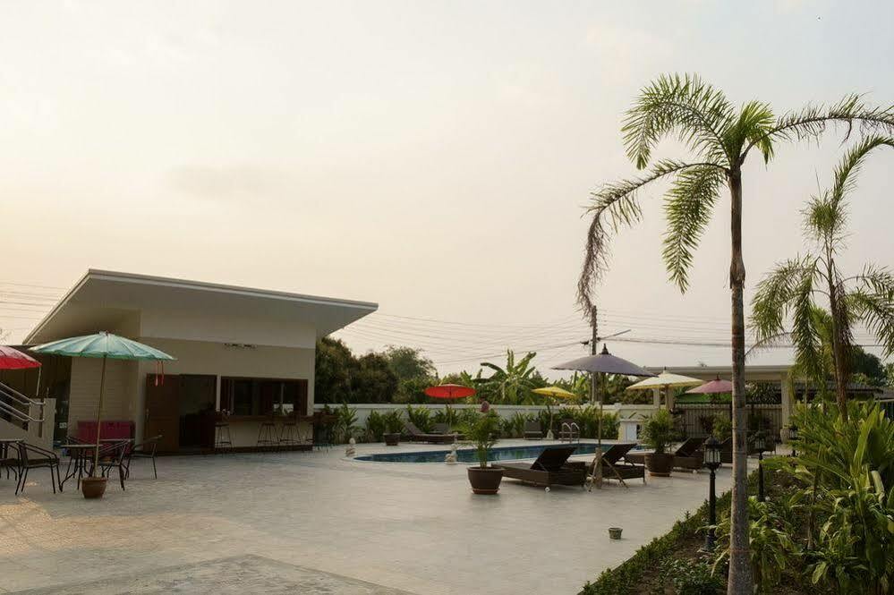 Relax Garden House Hotel Chiang Mai Exterior foto