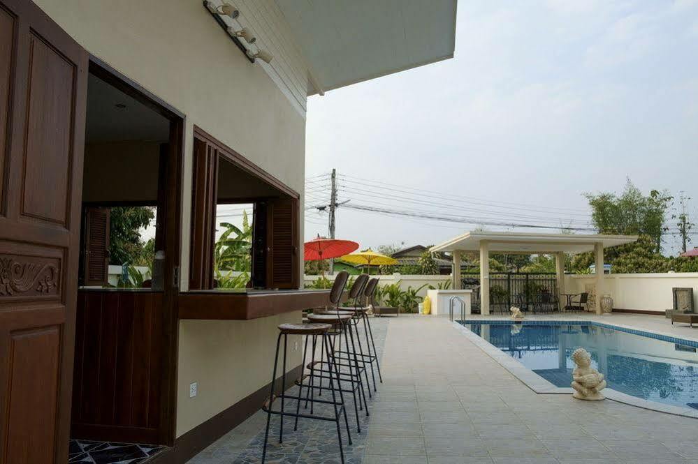 Relax Garden House Hotel Chiang Mai Exterior foto