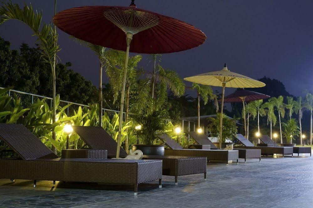 Relax Garden House Hotel Chiang Mai Exterior foto